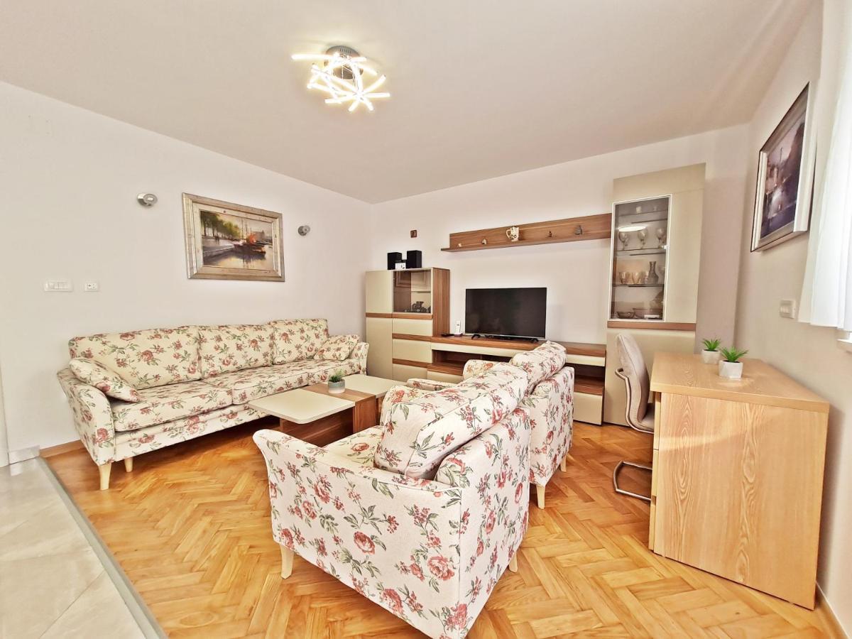 Split City Apartment Rosemary エクステリア 写真